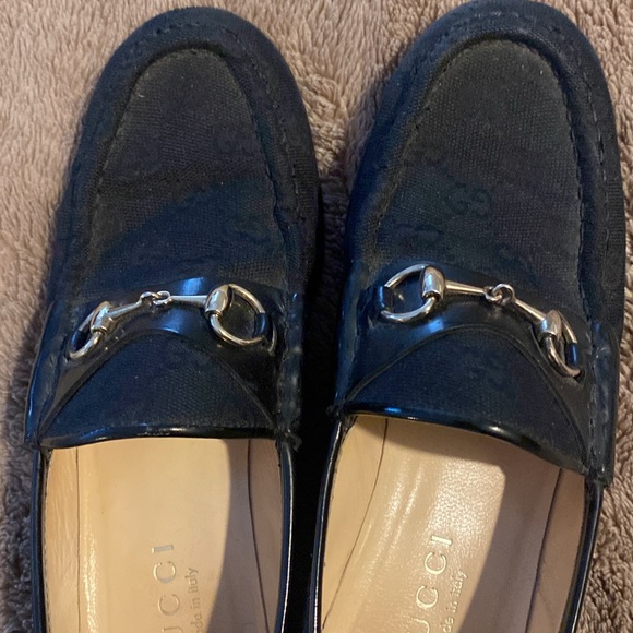 Black canvas & patent GG loafer with silver bit. - Picture 3 of 6